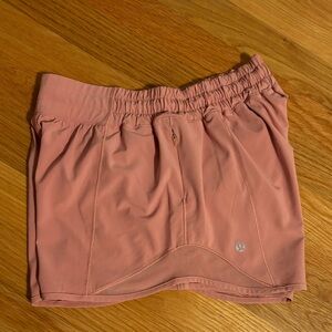 Lululemon Hotty Hot Short II *Long 4" size 4 color is copper coil